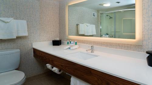 holiday inn express fullerton anaheim by ihg