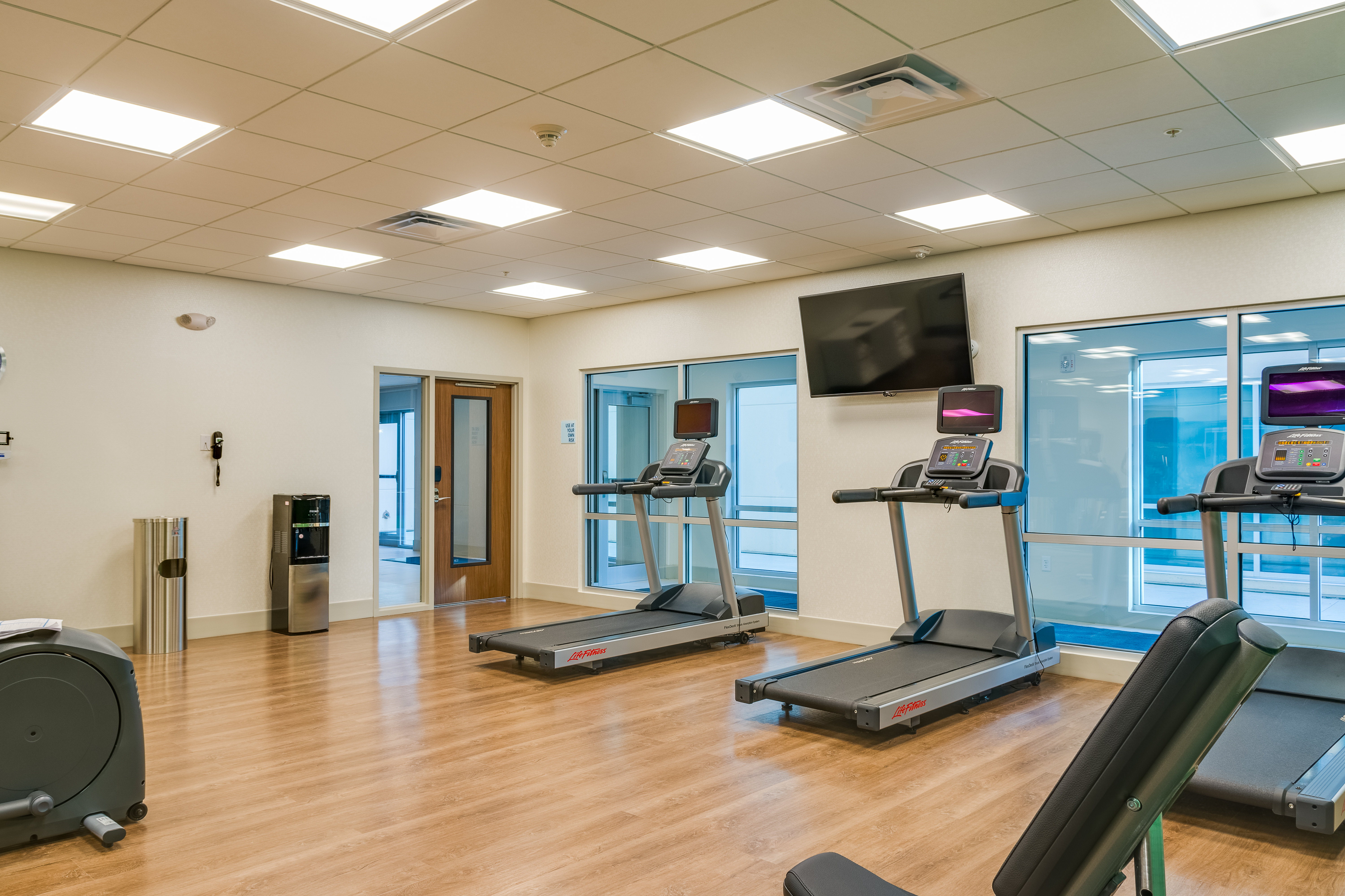 holiday inn express and suites russellville by ihg