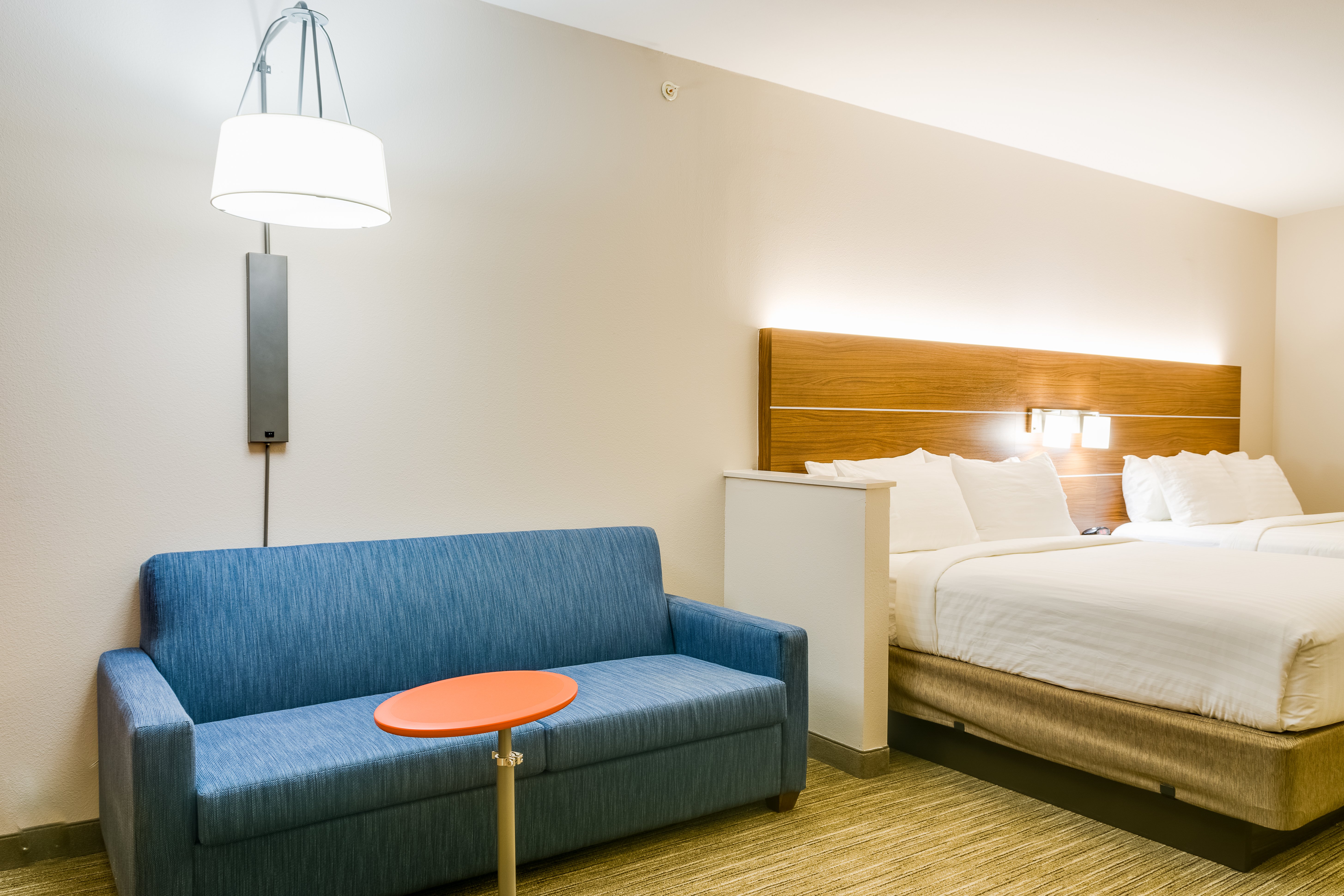 holiday inn express and suites russellville by ihg