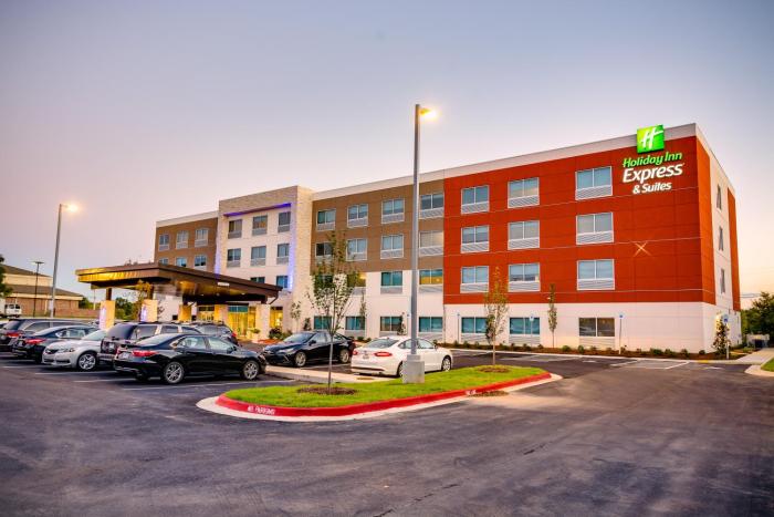 holiday inn express and suites russellville by ihg