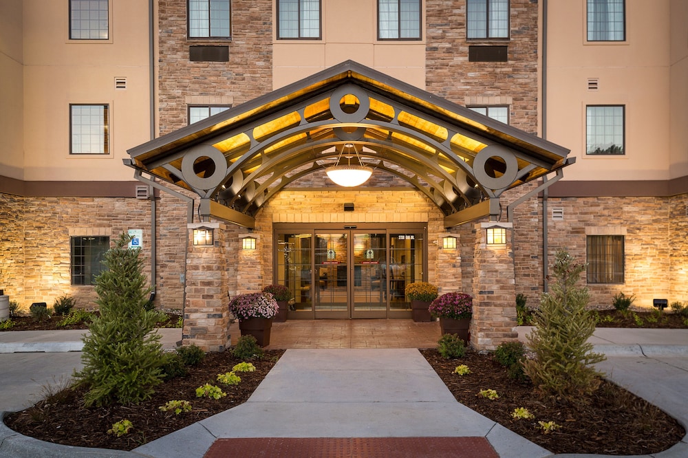 staybridge suites omaha west by ihg