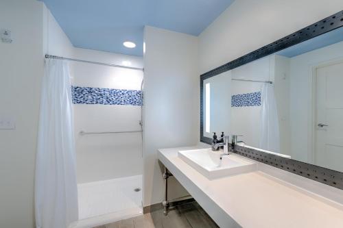 hotel indigo orange beach gulf shores by ihg