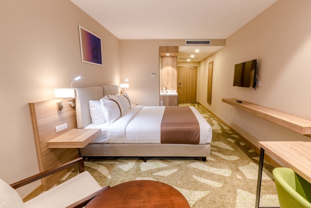 holiday inn ulaanbaatar by ihg