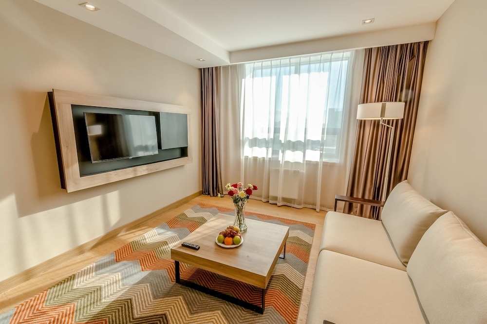 holiday inn ulaanbaatar by ihg