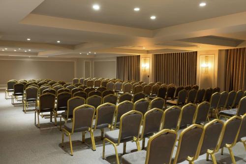 doubletree by hilton hotel izmir airport