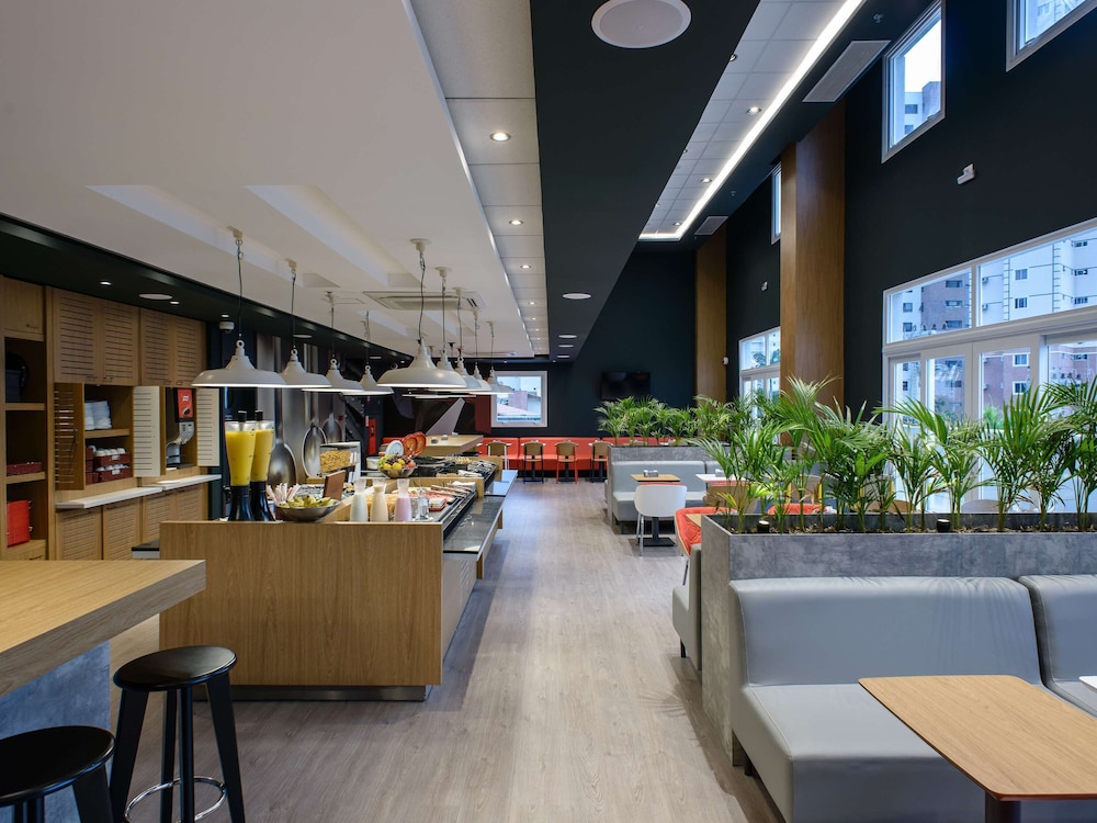 ibis fortaleza centro de eventos