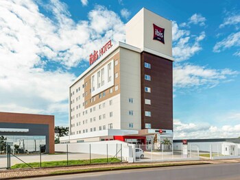 ibis chapeco