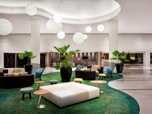 pullman miri waterfront