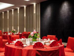 pullman miri waterfront
