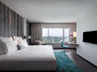 pullman miri waterfront