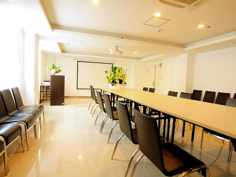 hanting hotel kunming railway station