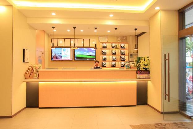 hanting hotel kunming railway station