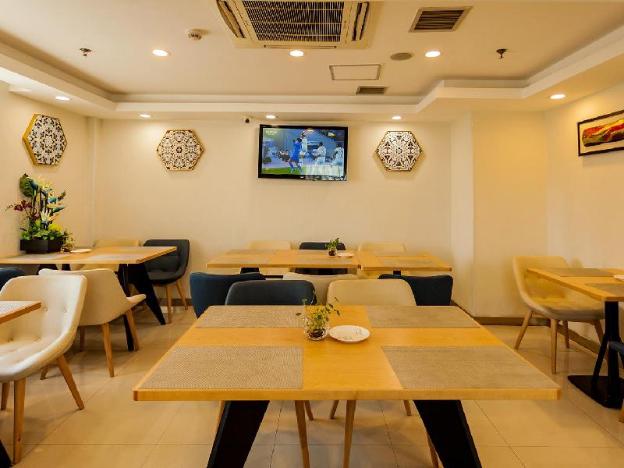 hanting hotel kunming railway station