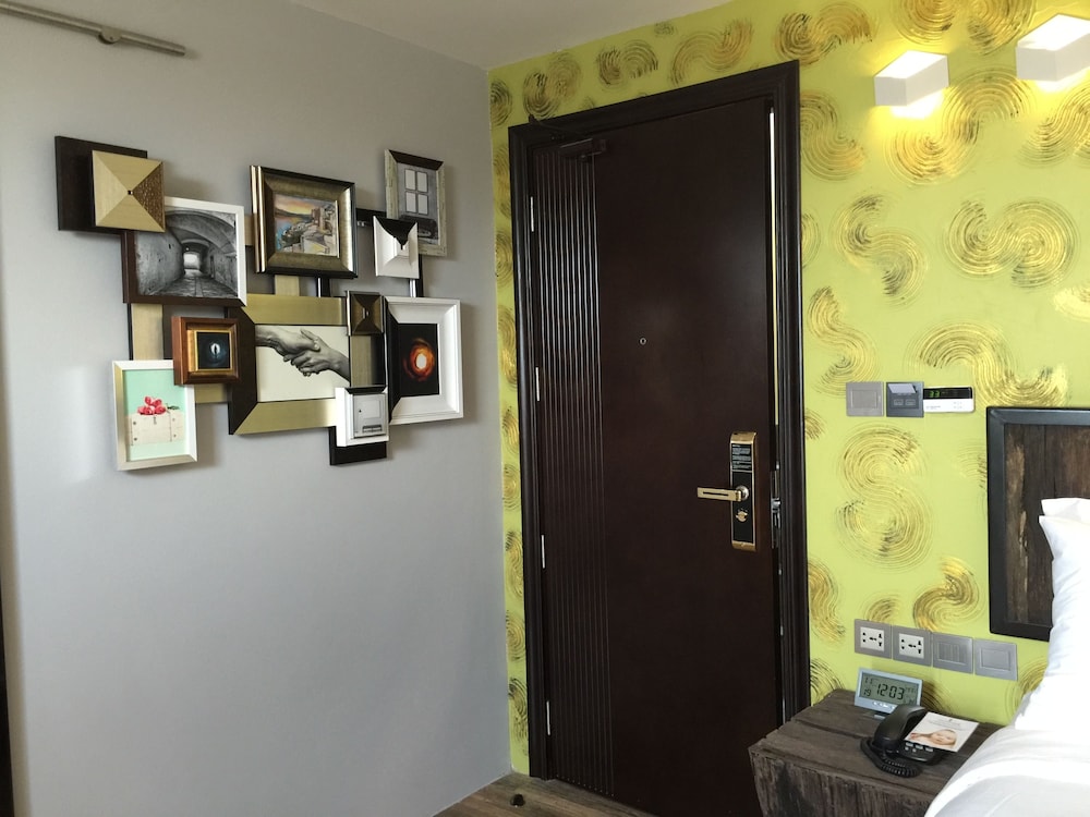 aspira dandora sukhumvit 16 asoke