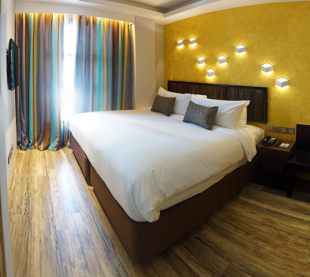 aspira dandora sukhumvit 16 asoke