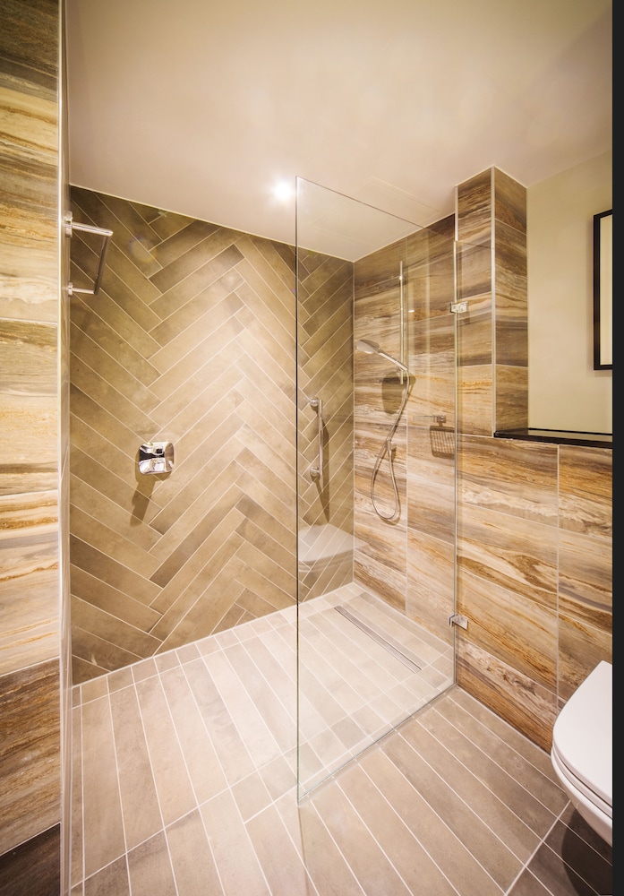 doubletree by hilton london kingston upon thames