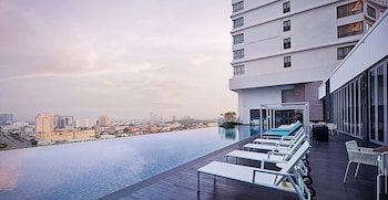 doubletree by hilton melaka