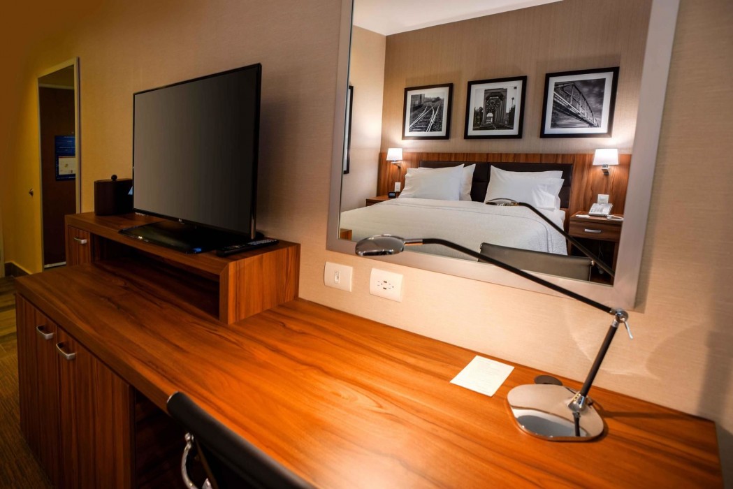 hampton inn by hilton piedras negras