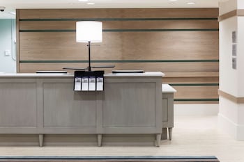 Hampton Inn & Suites Carolina Beach Oceanfront,Carolina Beach>>Bolivia,4 star