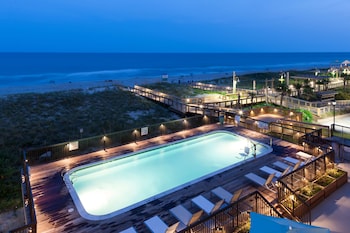 Hampton Inn & Suites Carolina Beach Oceanfront,Carolina Beach>>Bolivia,4 star