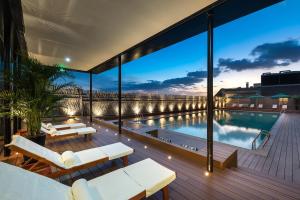 novotel shanghai clover