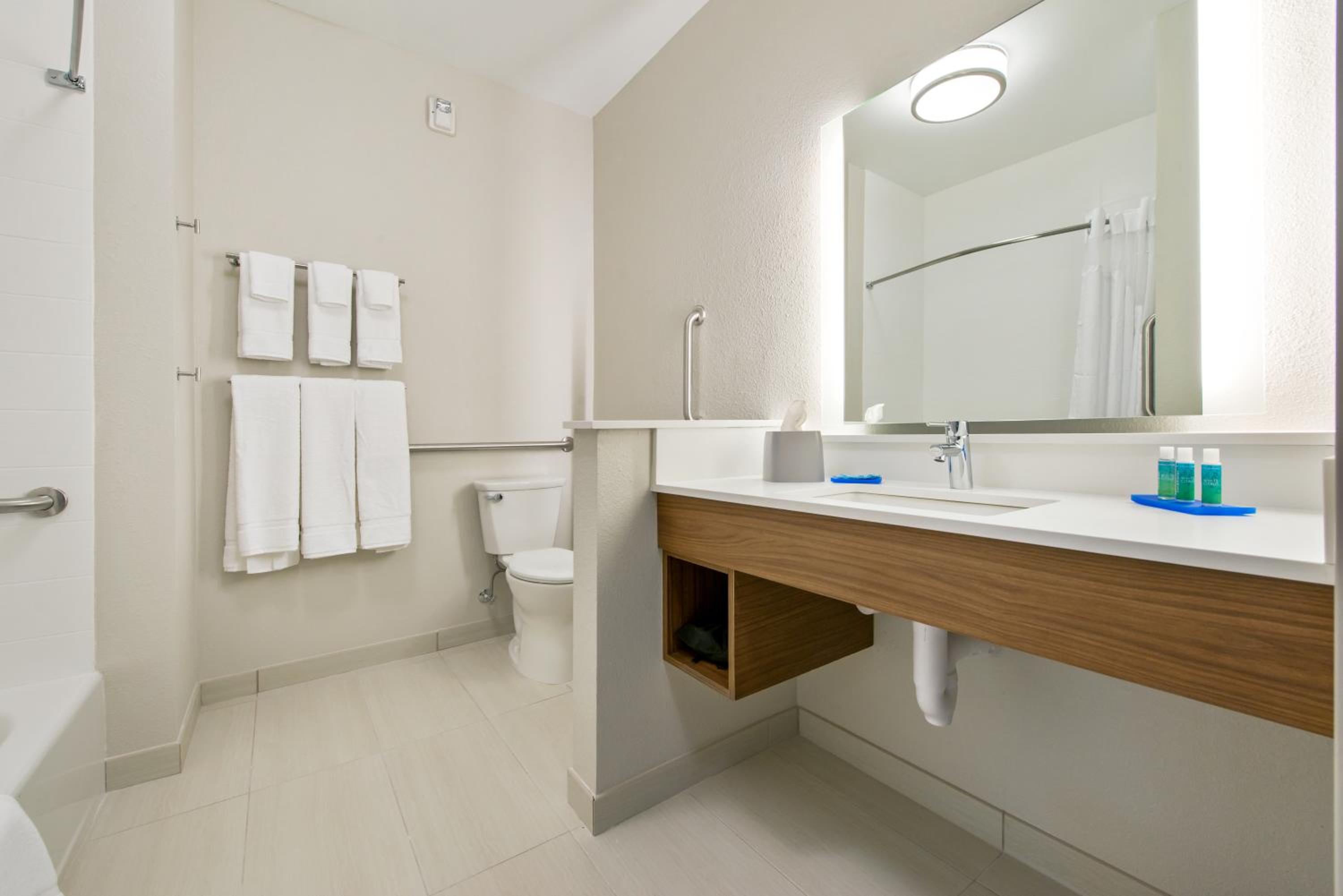 holiday inn express and suites carrollton west by ihg