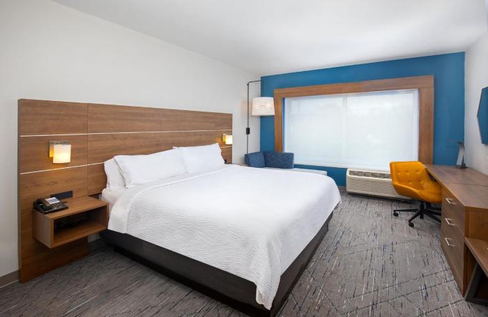 holiday inn express and suites carrollton west by ihg