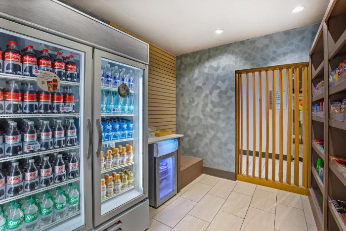 holiday inn express and suites carrollton west by ihg