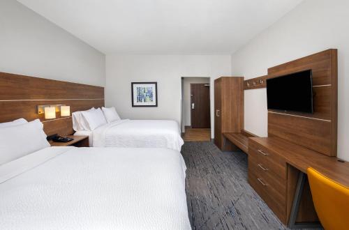 holiday inn express and suites carrollton west by ihg