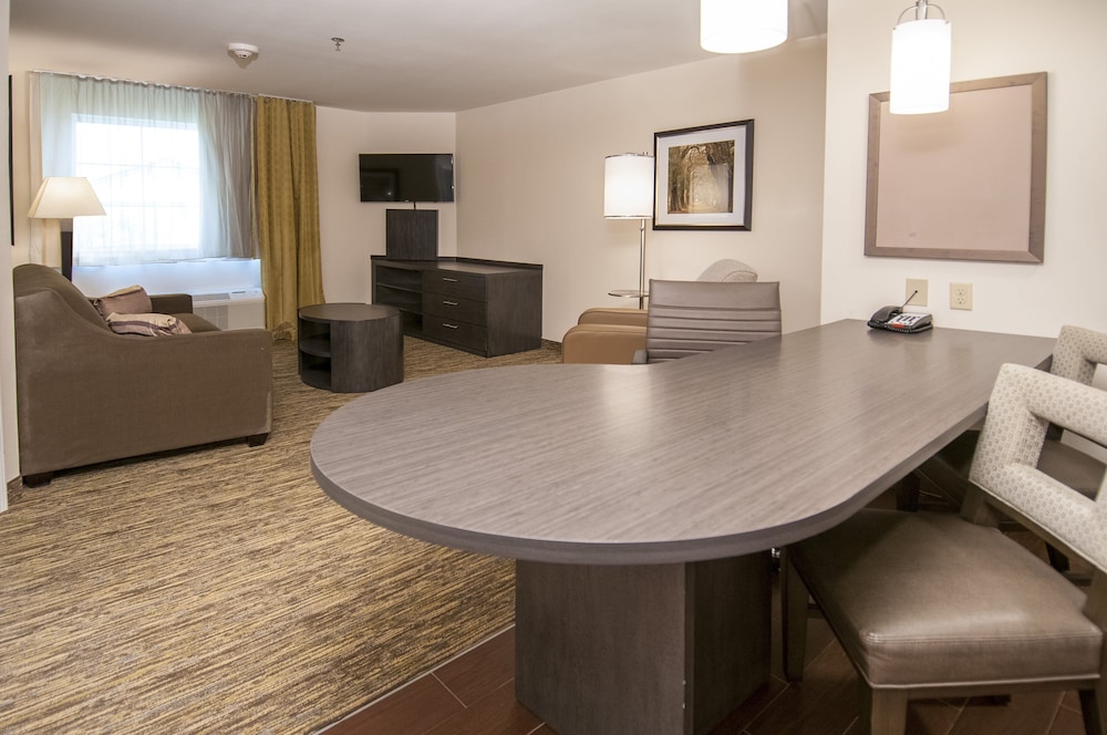 candlewood suites baton rouge college drive by ihg