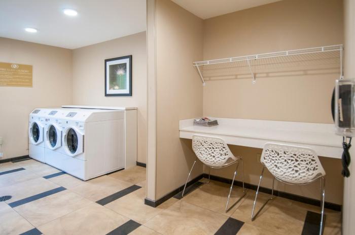 candlewood suites baton rouge college drive by ihg