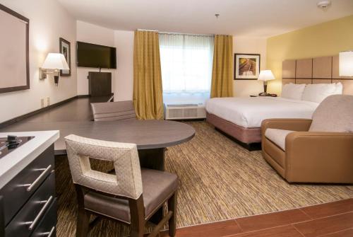 candlewood suites baton rouge college drive by ihg