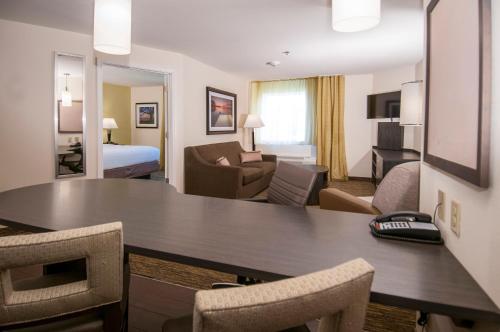 candlewood suites baton rouge college drive by ihg