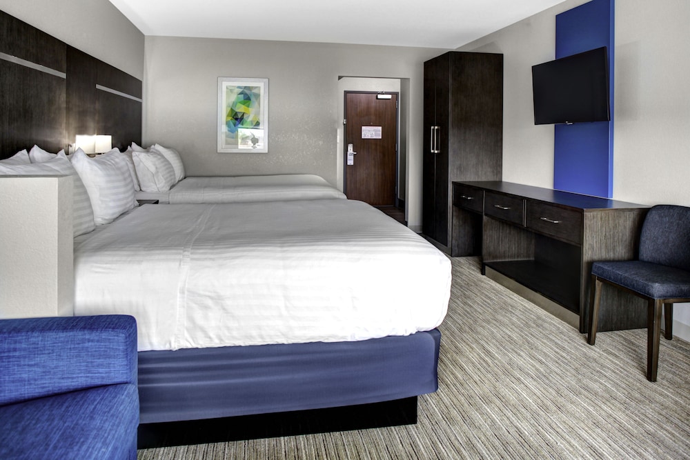 holiday inn express and suites coldwater by ihg