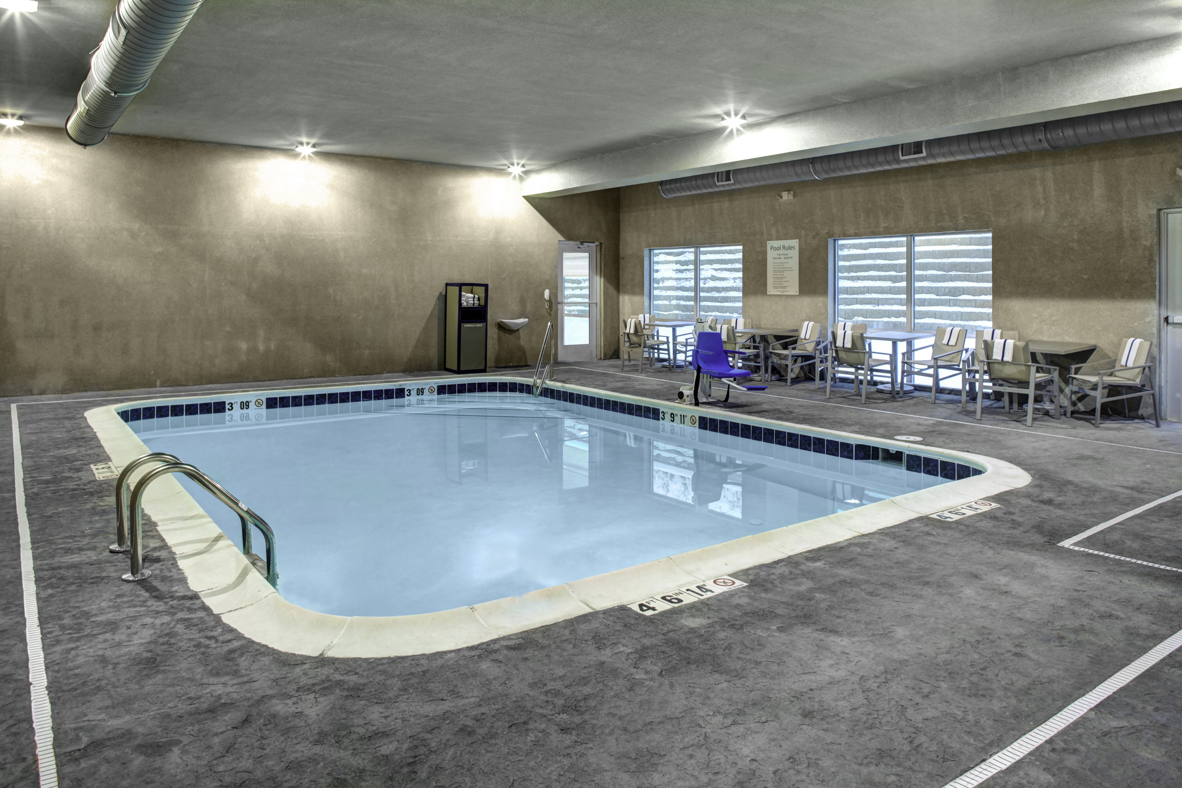 holiday inn express and suites coldwater by ihg