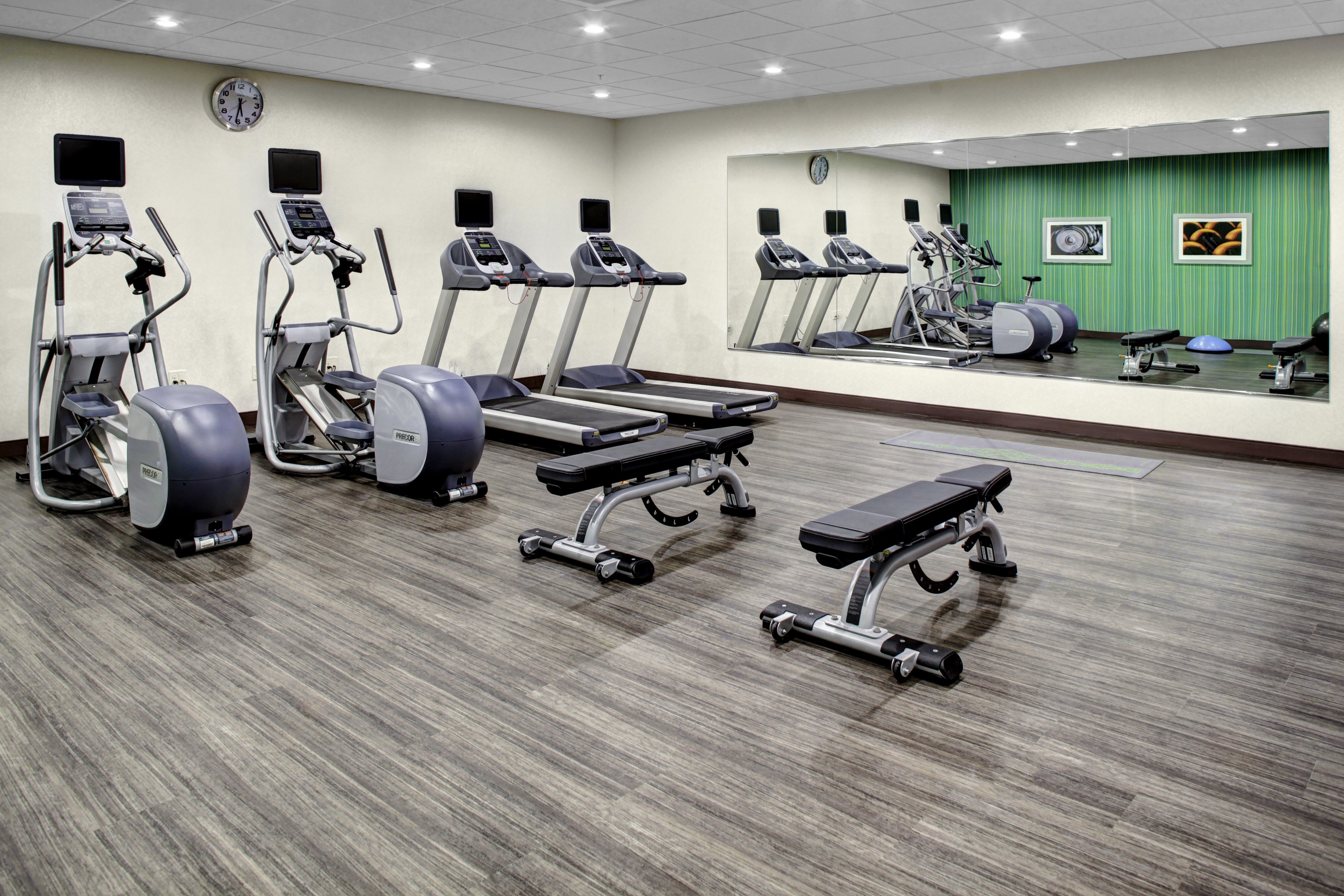 holiday inn express and suites coldwater by ihg