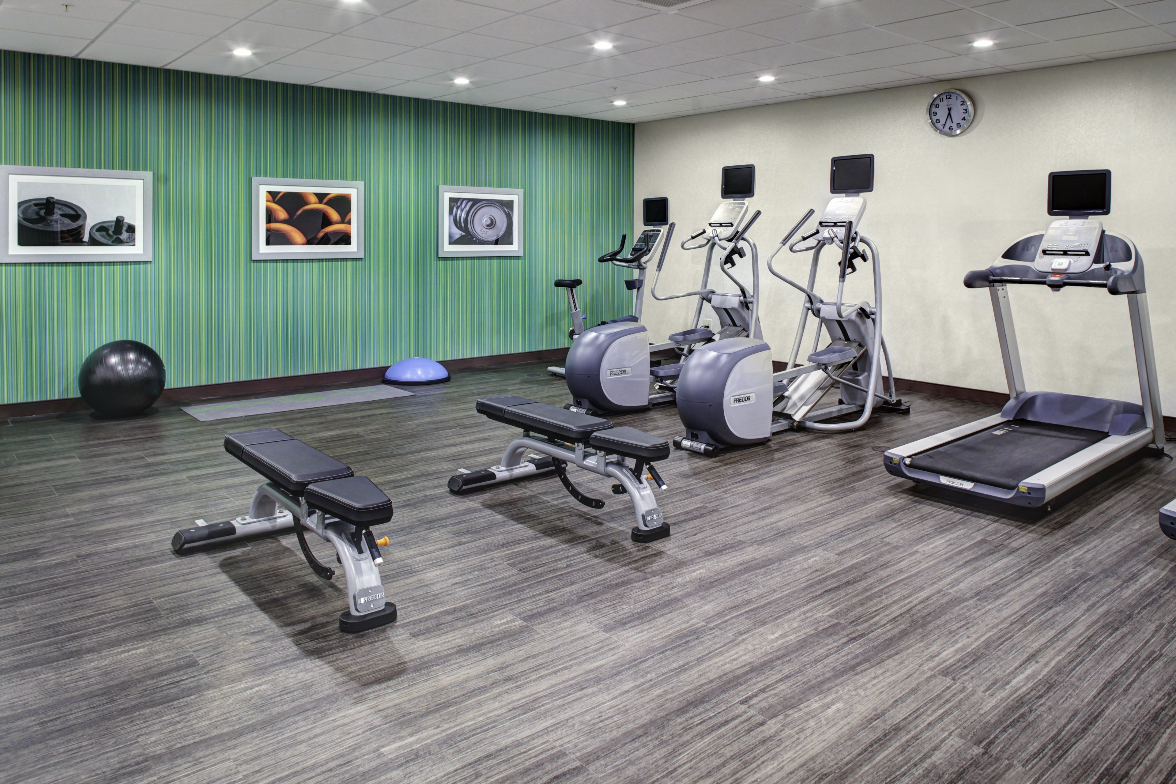 holiday inn express and suites coldwater by ihg