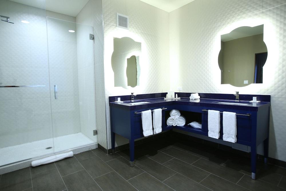 hotel indigo naperville riverwalk by ihg