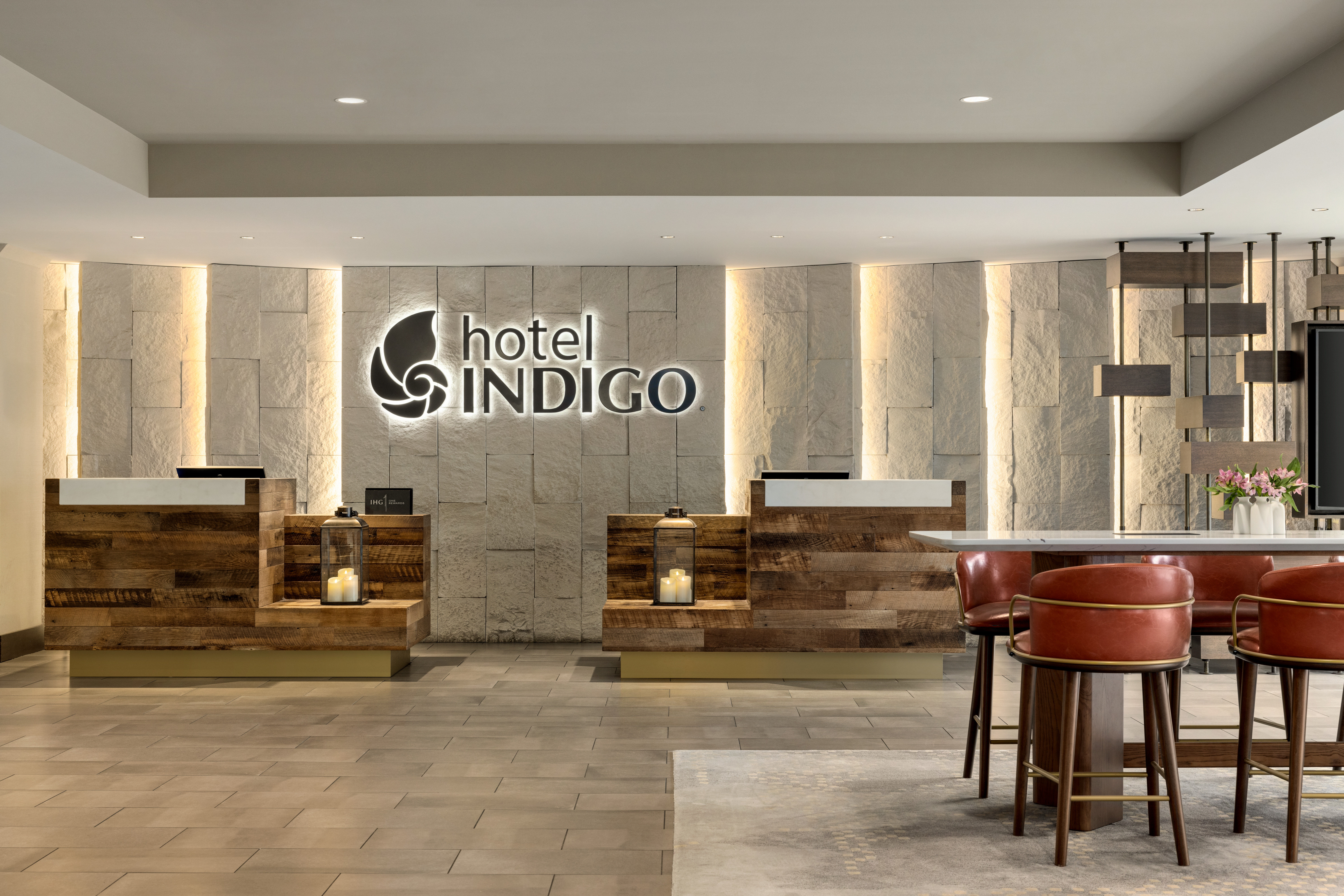 hotel indigo naperville riverwalk by ihg