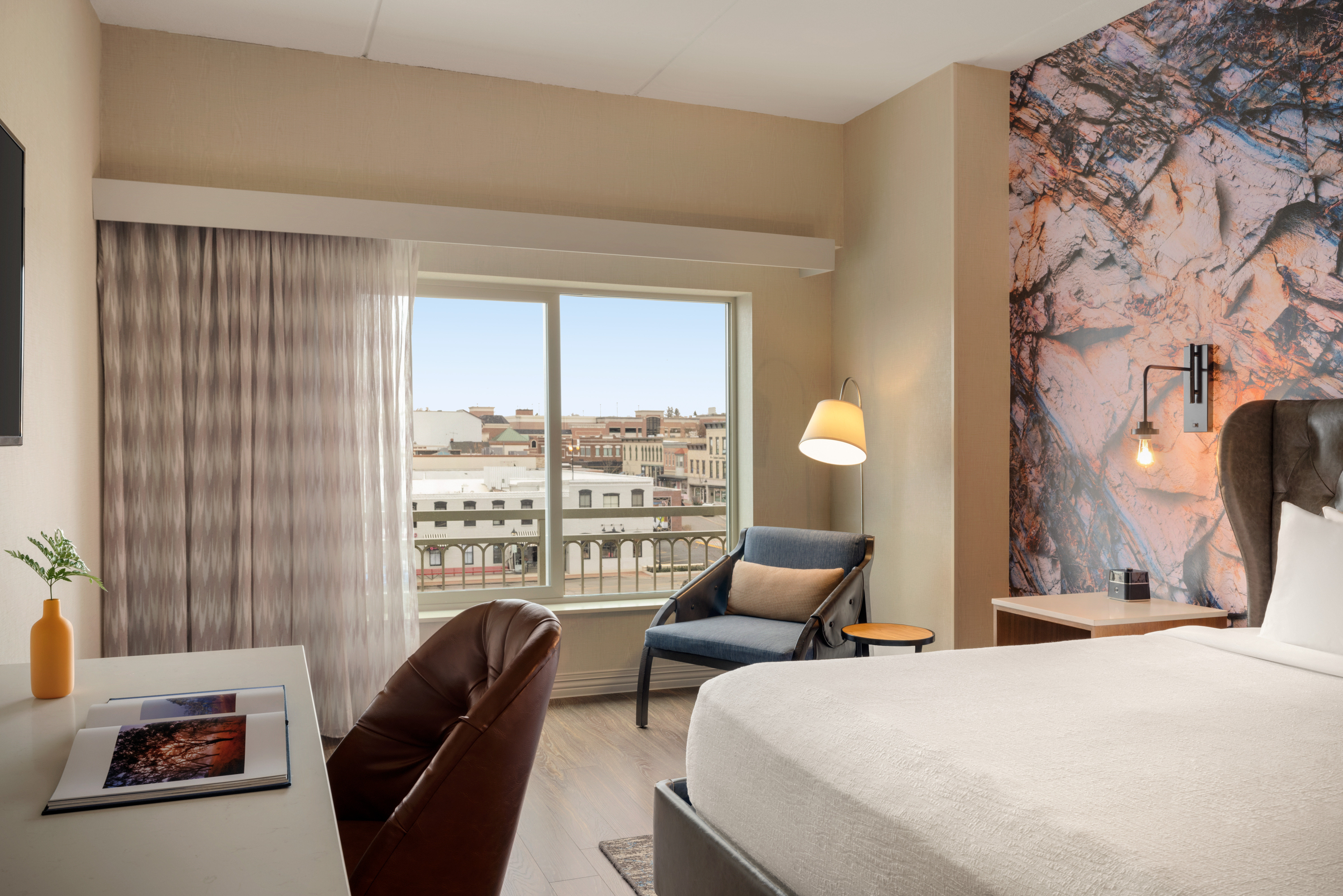 hotel indigo naperville riverwalk by ihg