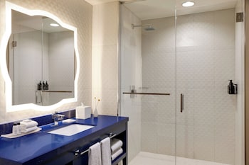 Hotel Indigo Naperville Riverwalk By Ihg,Chicago>>Aurora,4 star
