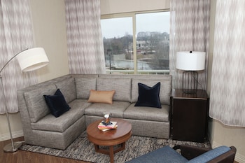 Hotel Indigo Naperville Riverwalk By Ihg,Chicago>>Aurora,4 star