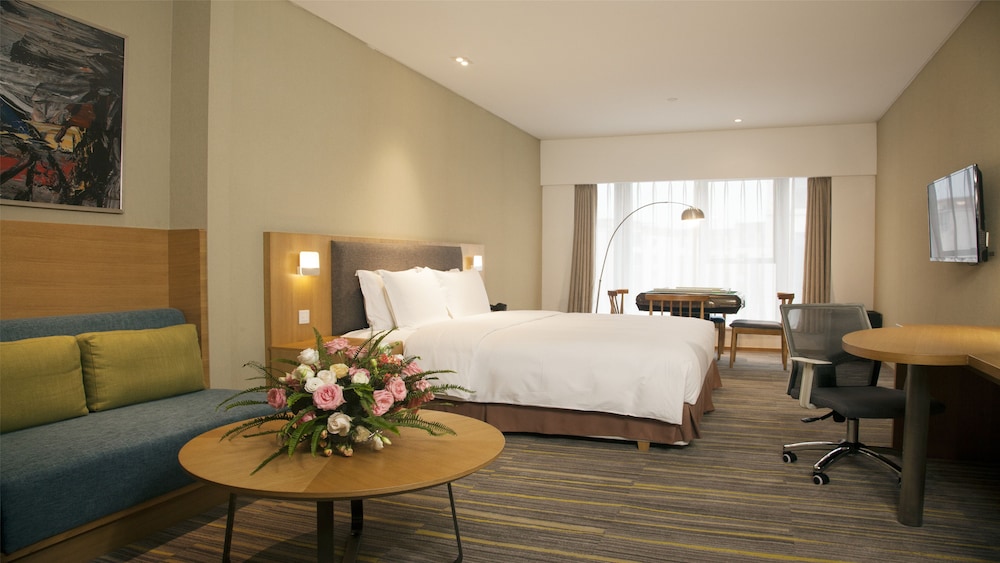 holiday inn express chengdu airport zone by ihg