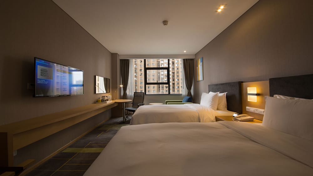 holiday inn express chengdu airport zone by ihg