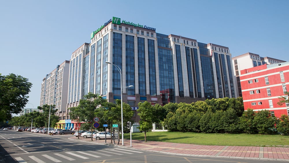 holiday inn express chengdu airport zone by ihg