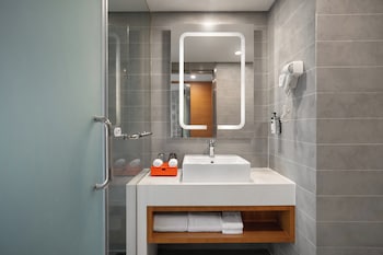 Holiday Inn Express Chengdu Airport Zone By Ihg,Shuangliu>>Chengdu,3 star