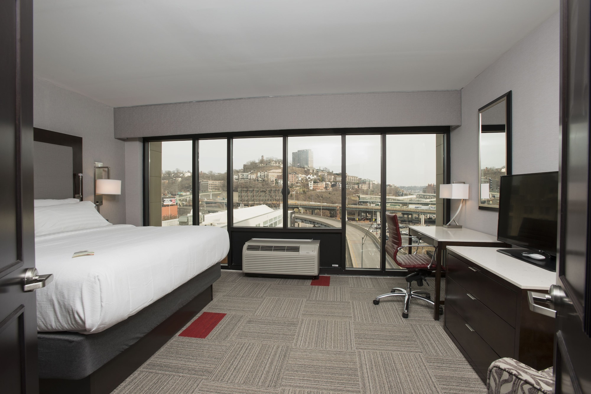 voco the clair cincinnati downtown by ihg