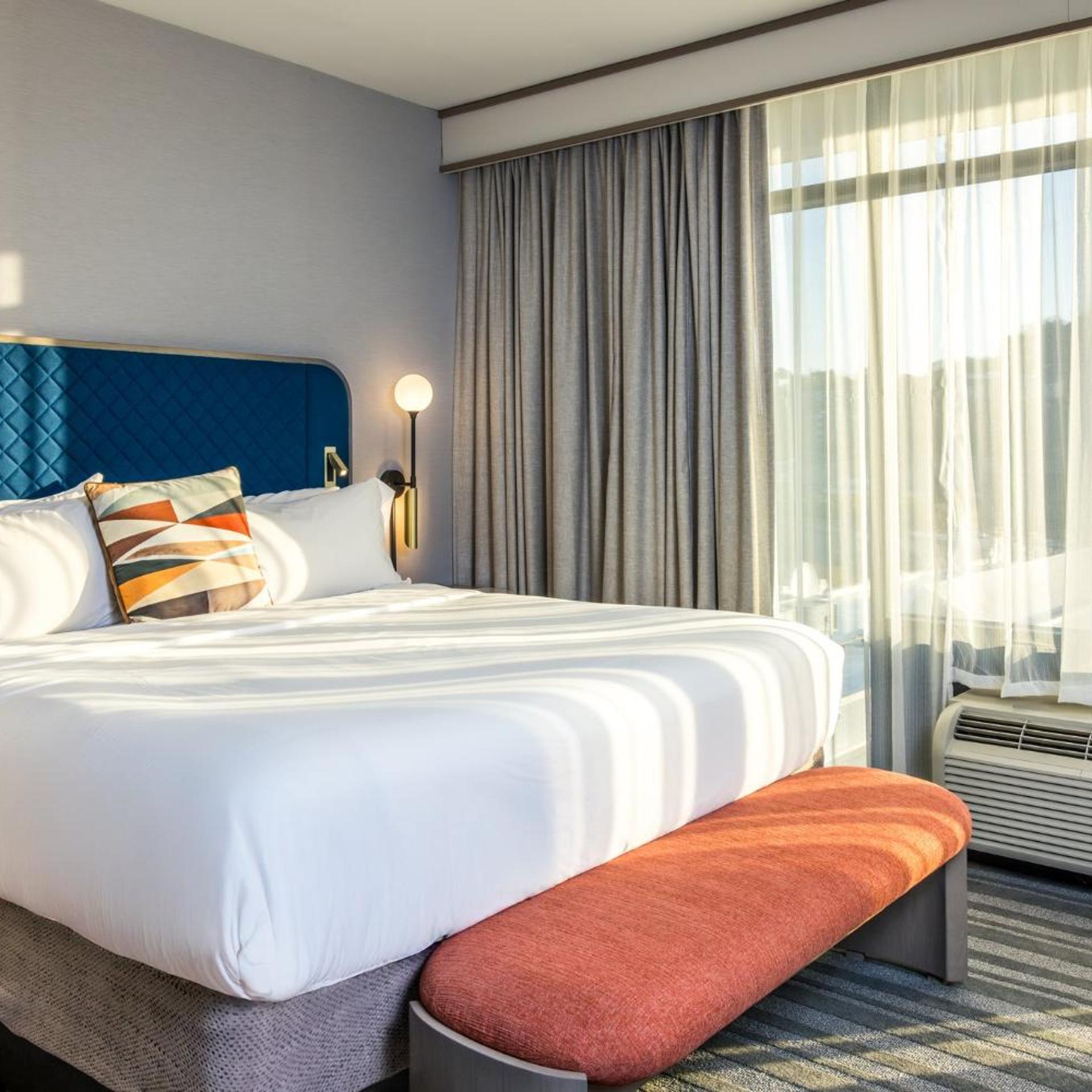 voco the clair cincinnati downtown by ihg