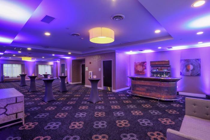 voco the clair cincinnati downtown by ihg