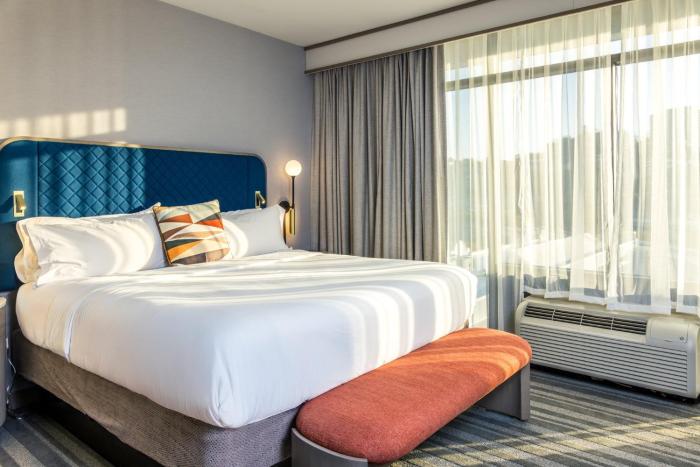 voco the clair cincinnati downtown by ihg